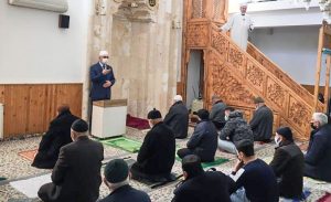 isitme_engelliler_icin_isaret_diliyle_cuma_hutbesi_h14493_2da8d.jpg