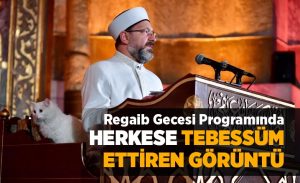 regaib_gecesi_programinda_herkese_tebessum_ettiren_goruntu_h14323_bbfb4.jpg