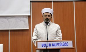 bolu_il_muftusu_tahiroglu_gorevine_basladi_h15439_65c76.jpg