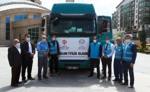 iyilik_dolu_tirlar_ramazan_ayinda_da_yollarda_h15811_f6730.jpg
