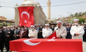 kutahya_sehidini_ugurladi_h15821_d87fb.jpg