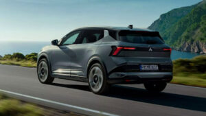 mitsubishi-eclipse-cross-tamamen-elektrikli-olarak-geliyor-Qi8hy6Xf.jpg