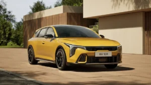 yeni-kia-k4-avrupaya-geliyor-MS6JAuAU.webp