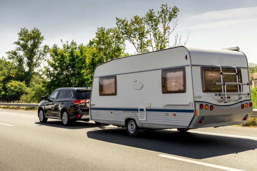 Cekme-Karavan-Geri-Geri-Nas1l-Park-Edilir