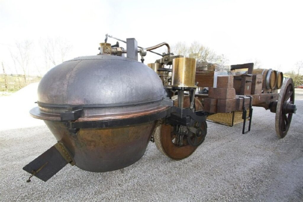 Dunyan1n-0lk-Motorlu-Ta_1t1