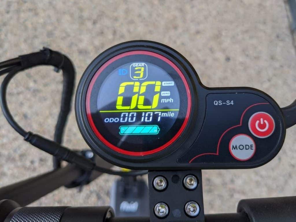 Elektrikli-Scooter-QSS4-LCD-Ayar-Yapma