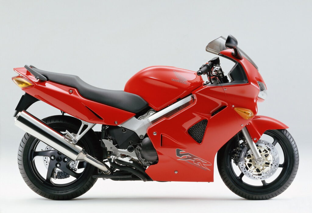 Honda-Interceptor-VFR800-Sorunlar1