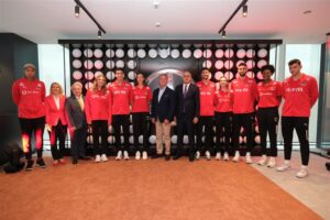 MercedesBenz-2027ye-kadar-Voleybol-Milli-Tak1mlar-Ana-Sponsoru