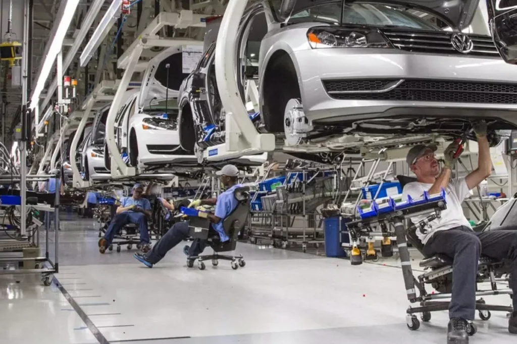 Türkiye'de yok satıyor! Alman otomotiv devi 2 modelin üretimini durduruyor