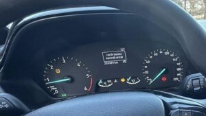 Ford-Fiesta-7-Ar1za-Lambalar1-Anlam1-Fiesta-MK7-Uyar1-ve-0kaz-0_aretleri