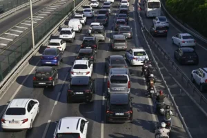 İstanbul trafiğinde kritik düzenleme! 84 noktada hız limitleri değişiyor