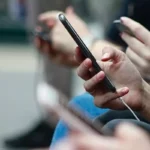 Yurt dışından cep telefonu getirecekler dikkat! IMEI kayıt ücretlerinde büyük artış