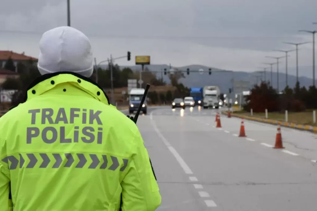 Yeni araç alacaklar dikkat! Bunu yapmayana 75 bin TL ceza