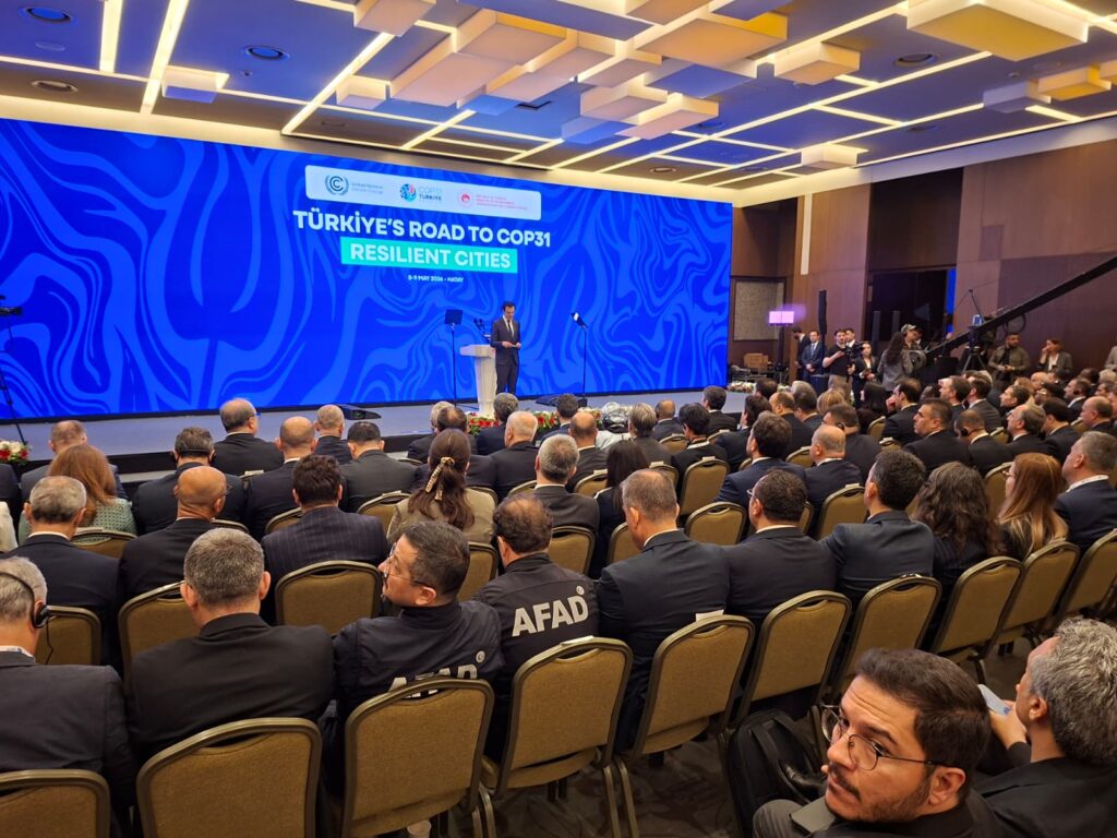 Hatay’da “Dirençli Şehirler” paneli: Murat Kurum’dan iklim ve şehircilik vurgusu