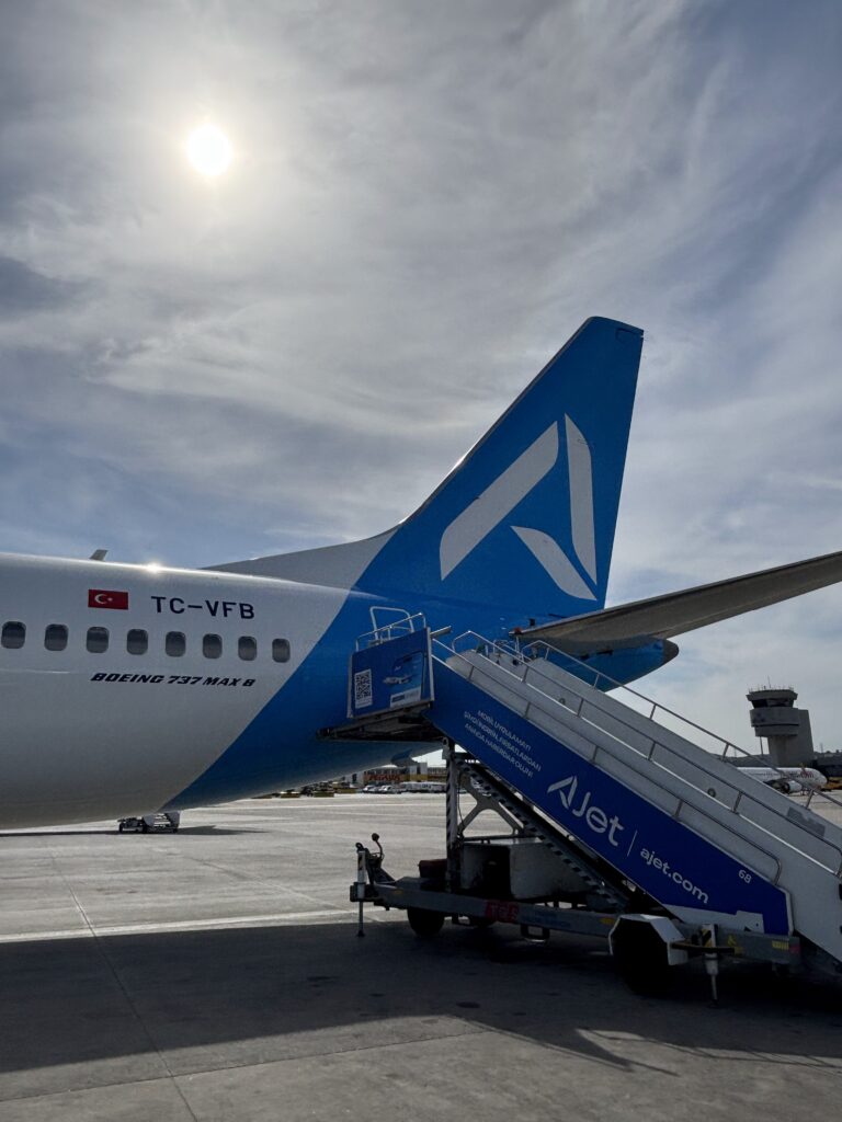 AJet filosuna bir ayda 6 yeni uçak katıldı