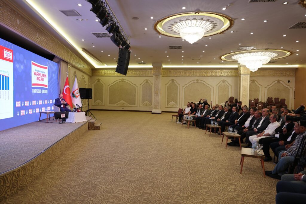 Başkan Gülpınar 2 yıllık hizmet karnesini açıkladı