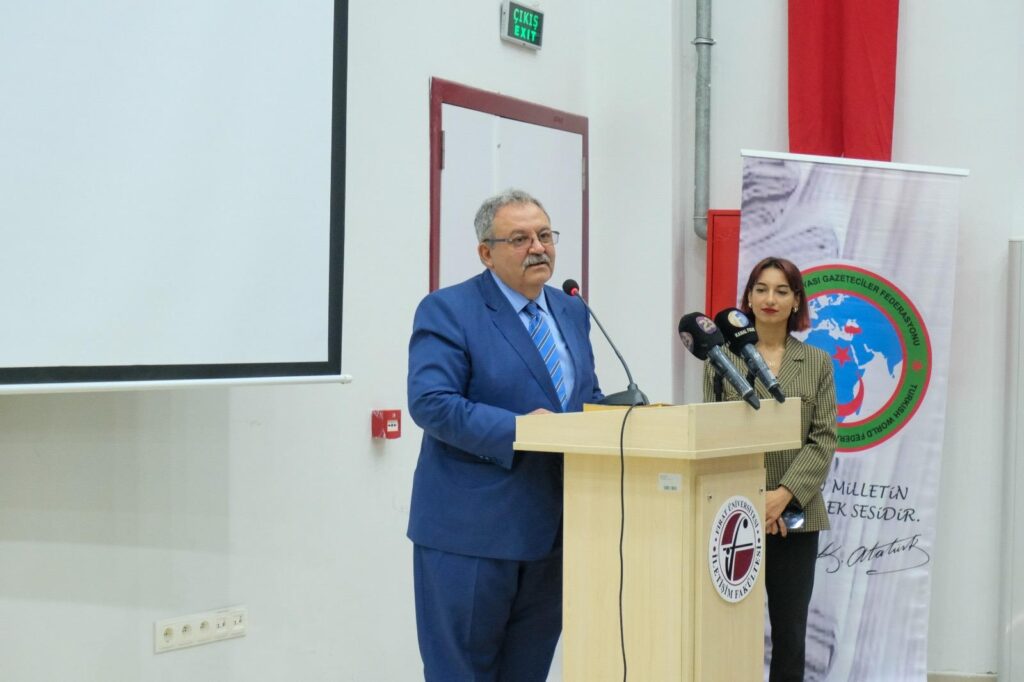 Fırat Üniversitesi İletişim Fakültesinde ödüllü belgesel filim gösterimi