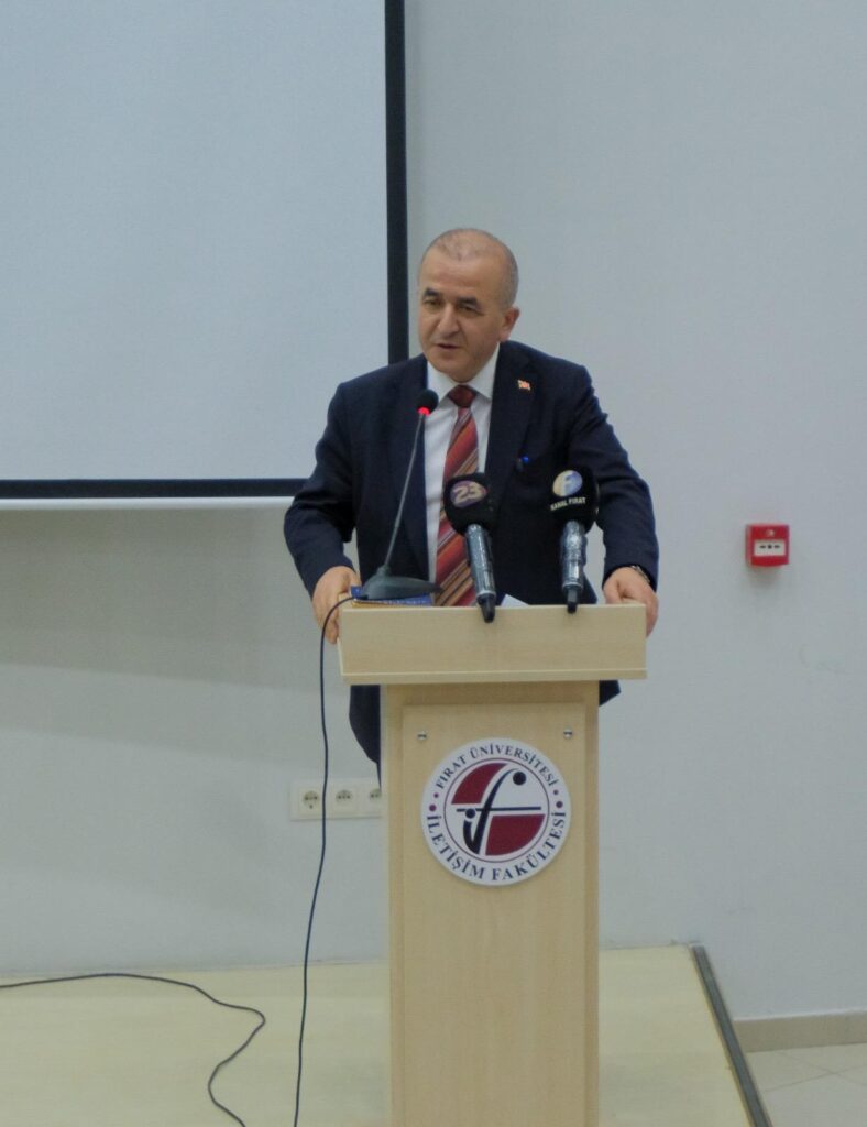 Fırat Üniversitesi İletişim Fakültesinde ödüllü belgesel filim gösterimi