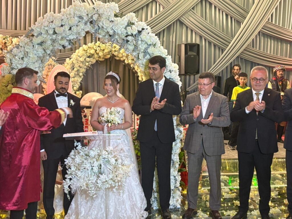 TİMBİR Uşak Kurucusu Umut İbrahim Demiröz’ün mutlu günü