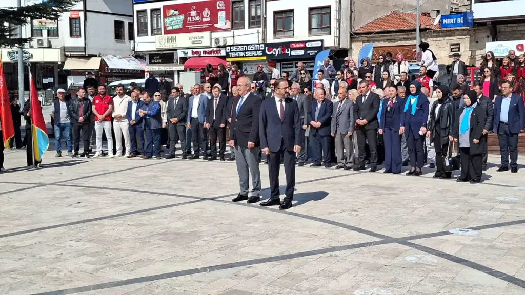 19 Mayıs Atatürk’ü anma Gençlik ve Spor Bayramı Beypazarı ilçesinde de törenle kutlandı