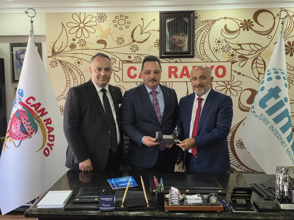TİMBİR Zonguldak'ta dijital medyanın meşalesini yaktı: Açılış gerçekleşti