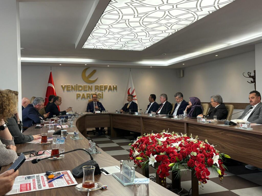 Fatih Erbakan’dan Ankara Kent Konseyi’ne övgü: “Bu çalışmaları iyilik hareketi olarak görüyorum”