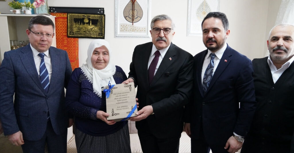 Yayman: AK Parti’nin rakibi AK Parti’dir