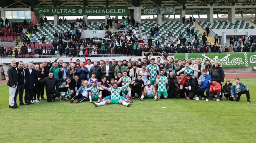 Amasyaspor ligde kalmayı garantiledi: Kritik maçta 3 puan