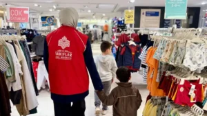 Ankara Vakıflar Bölge Müdürlüğü 5 ilde 1500 ihtiyaç sahibi çocuğa yardım ulaştırdı