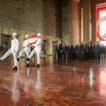Bakan Bak İle Beraberindeki Heyet Anıtkabir'i Ziyaret Etti
