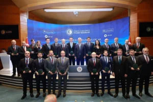 Bakan Ömer Bolat, Uluslararası Rekabet Zirvesi'nde Konuştu