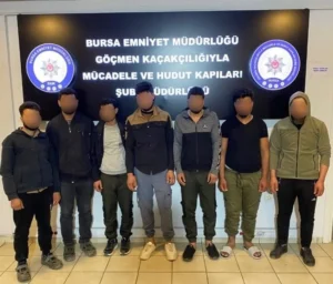 Bursa’da göçmen kaçakçılarına darbe, 3 ilçede operasyon düzenlendi