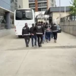 Bursa'da iş insanlarına zorla çek imzalattığı öne sürülen suç örgütüne operasyon