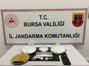 Bursa'da uyuşturucu operasyonu: 2 kilo metamfetamin yakalandı