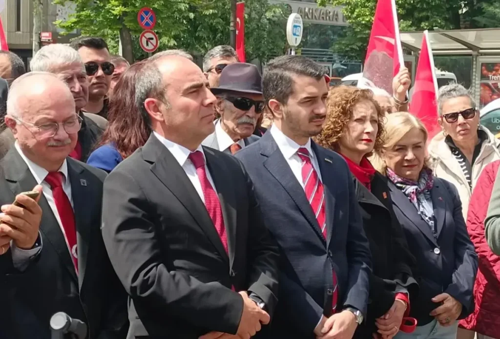 Çankaya'da milli mücadelenin 107. yılında 19 Mayıs töreni yoğun katılımla gerçekleşti