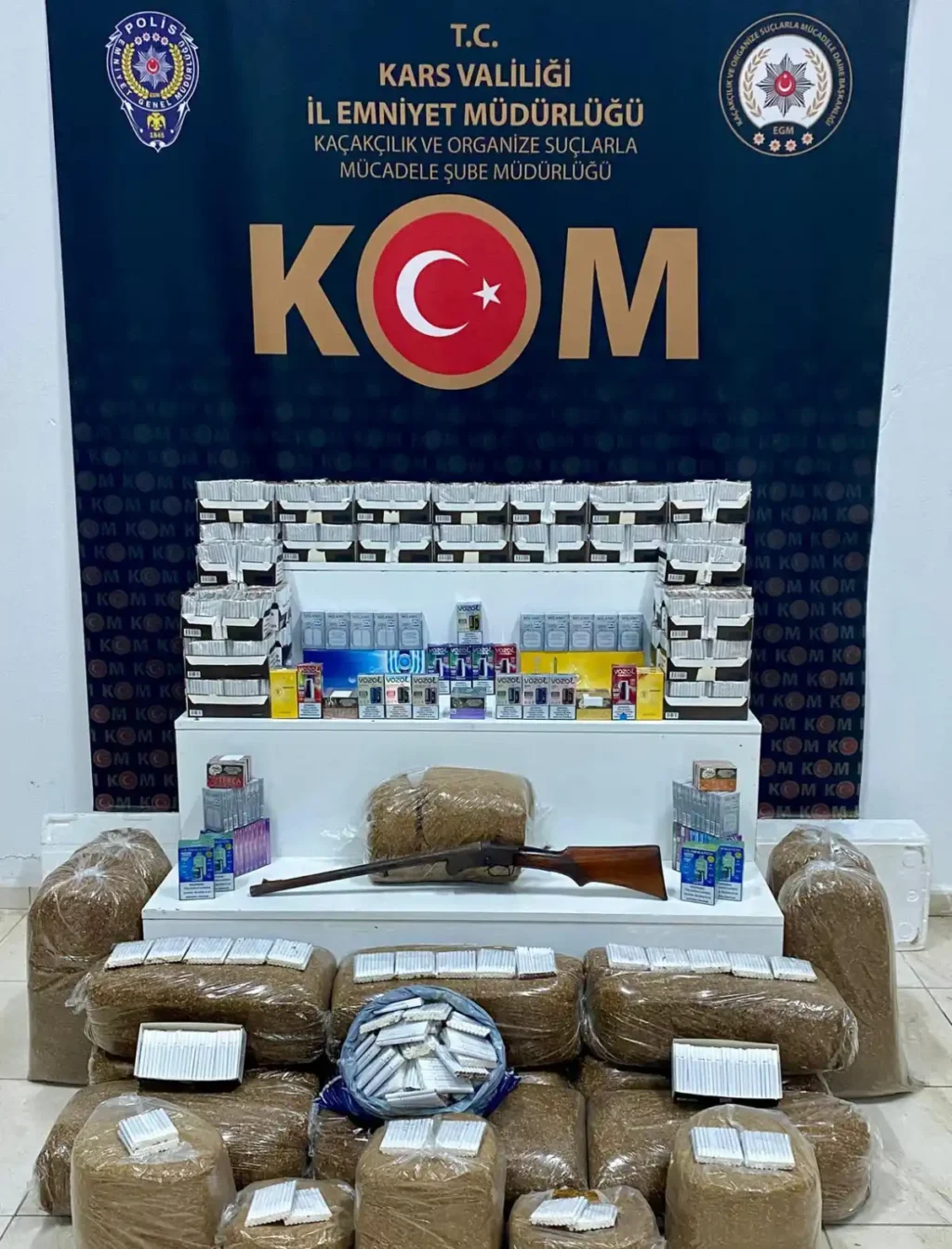 Kars'ta dev kaçakçılık operasyonu: 5 adrese eş zamanlı baskın