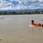 Kelkit Çayı'na düşen kayıp iki kişi için arama çalışmaları sürüyor