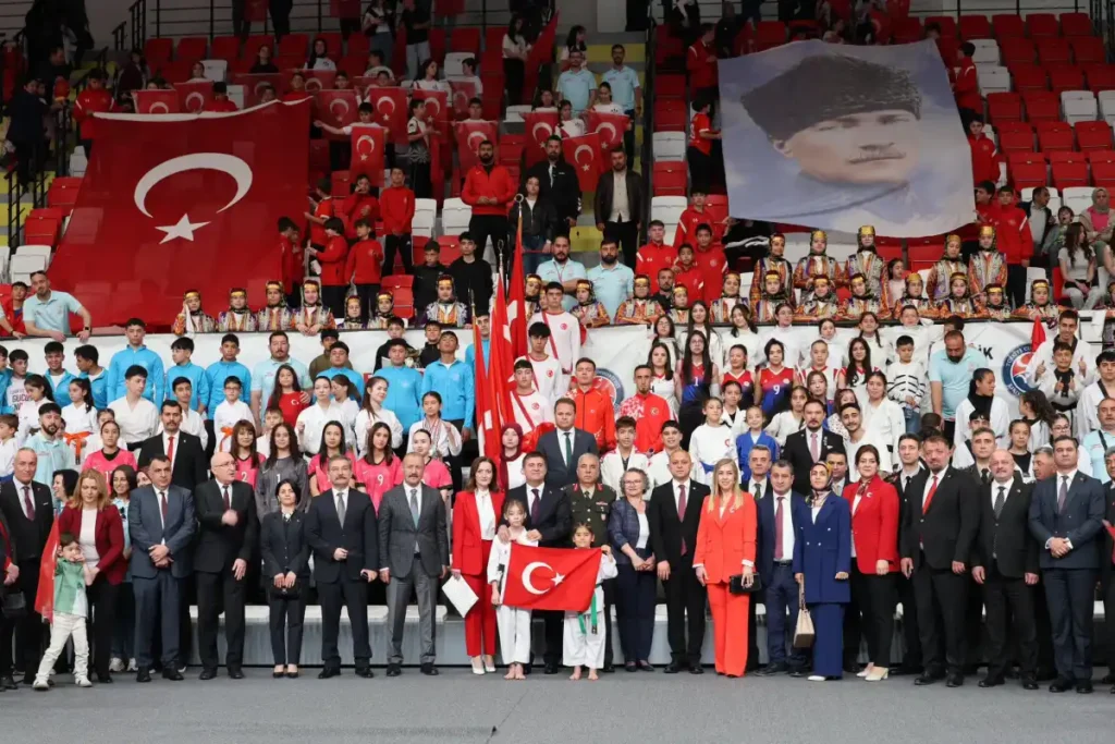 Kırıkkale’de 19 Mayıs coşkusu renkli görüntülere sahne oldu