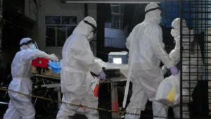 Kruvaziyer gemisinde salgın paniği: Binlerce yolcu karantinada