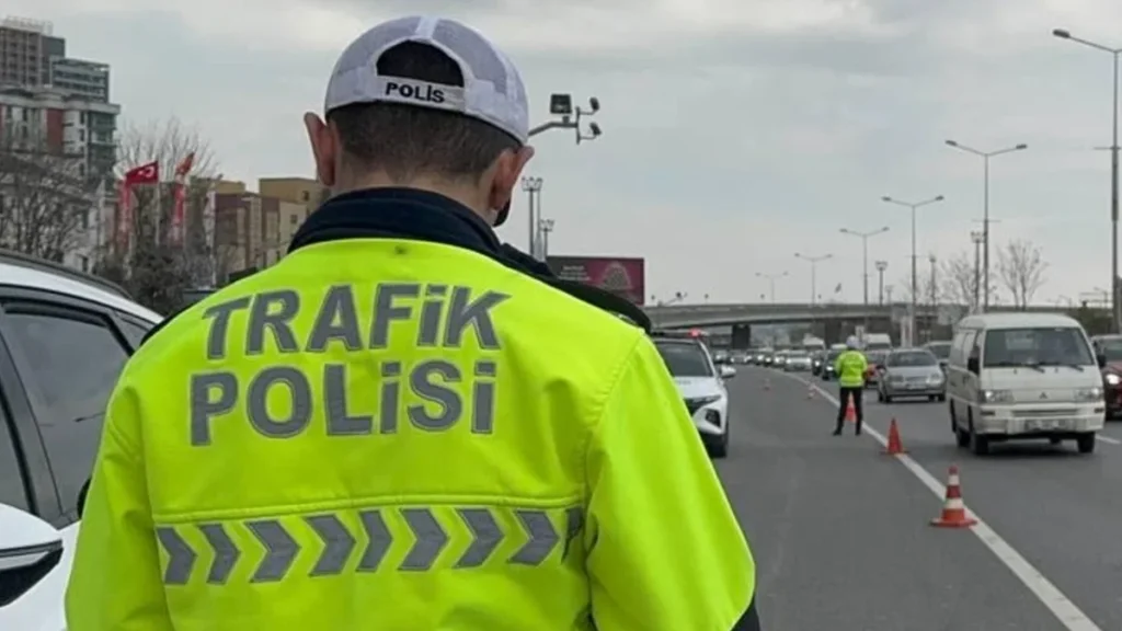 Kurban Bayramı için 334 bin personel görev başında