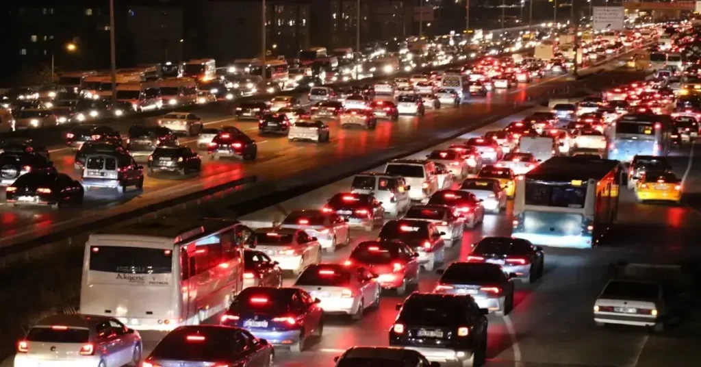 Kurban Bayramı öncesi Ankara’da bazı kavşaklar trafiğe kapatıldı