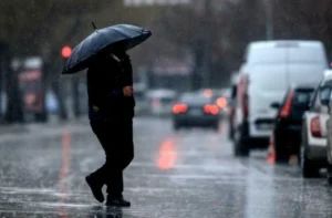Meteoroloji'den hafta sonuna yağış ve fırtına uyarısı