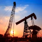 Orta Doğu endişesi petrolü yükseltti: Petrolün varil fiyatı 105 doları aştı