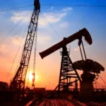 Orta Doğu gerilimi petrolü yükseltti: Brent petrol 104 doları aştı