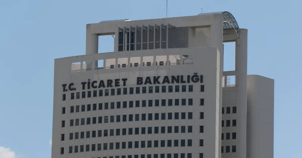 Ticaret Bakanlığı'ndan otomotiv devine 863 milyon lira ceza