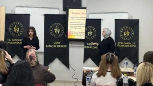 Uşak’ta dijital medya okuryazarlığı eğitimi verildi