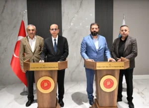 Yeşilyurt’ta iki mahalleye taziye evi: Protokol imzalandı