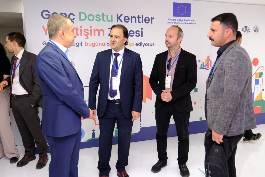Ankara En İyi Gençlik Katılım ve Gençlik Yönetişim ödülünü aldı