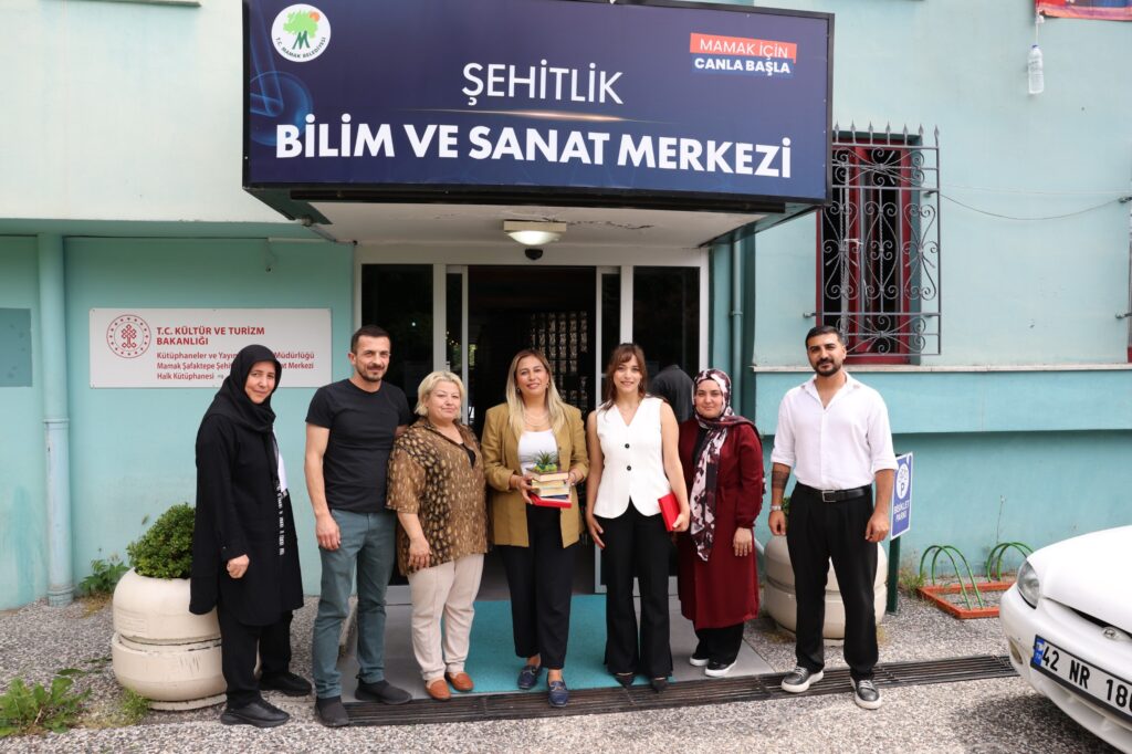 Mamak Belediyesi’nde anlamlı söyleşi: “Okursan Kendini Tanırsın” okurlarla buluştu