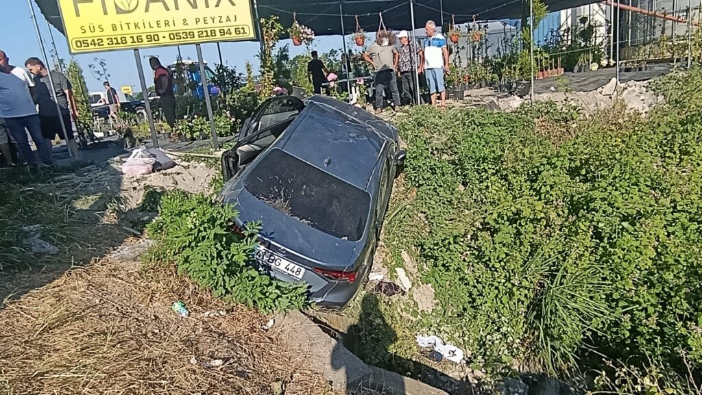Sakarya-Karasu yolunda kaza: 3 yaralı